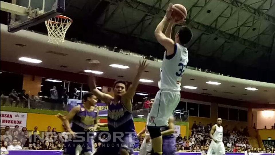 Satria Muda Jakarta vs CLS Knights Surabaya - INDOSPORT